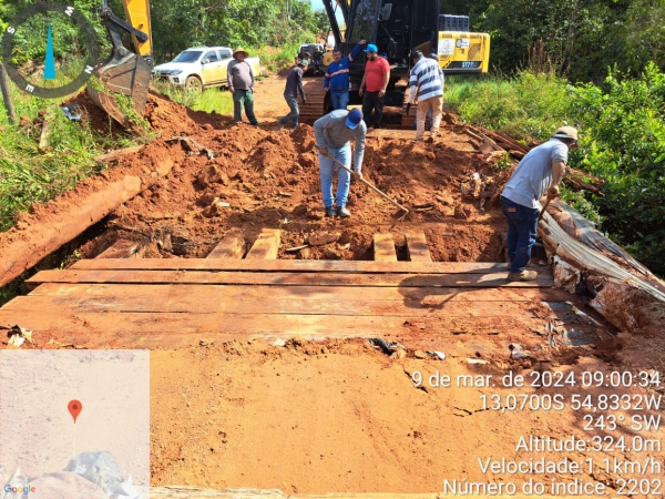 Prefeitura Municipal conclui manutenção essencial na ponte de acesso à estrada da Usina do Distrito de Santo Antônio do Rio Bonito