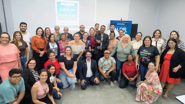 Nova Ubirat&atilde; participa de oficina sobre execu&ccedil;&atilde;o e presta&ccedil;&atilde;o de contas de projetos culturais em Lucas do Rio Verde