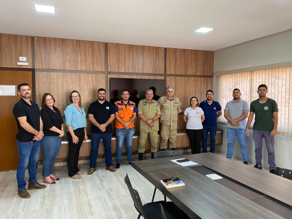 Secretarias Municipais realizam reunião com representantes do Conselho Municipal de Defesa Civil, EMPAER, SEMA e corpo de Bombeiros Militar da 10ª CIBM de Sorriso