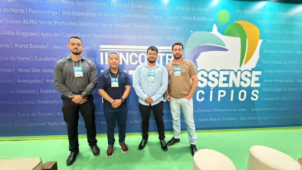 Representantes de Nova Ubirat&atilde; participam do II encontro Mato-Grossense de Munic&iacute;pios