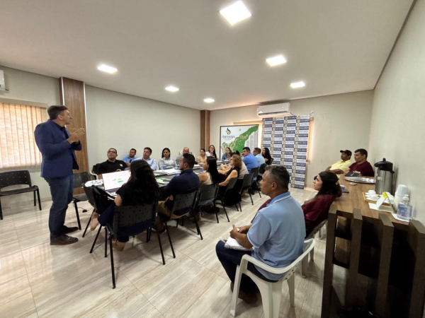 Autoridades Municipais participam de reunião para alinhamento do PPA (Plano Plurianual) 2026 - 2029