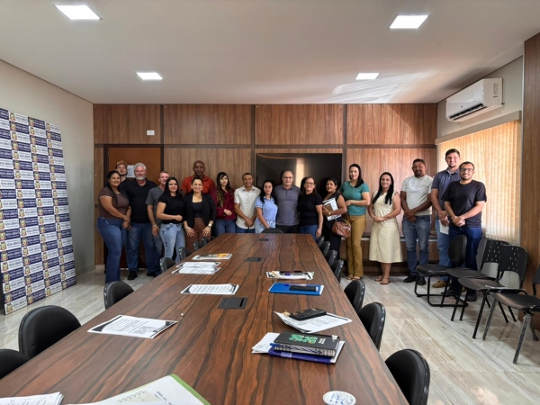 Prefeitura Municipal de Nova Ubirat&atilde; realiza reuni&atilde;o para discutir a cria&ccedil;&atilde;o do COMDEC e FUNDEIC