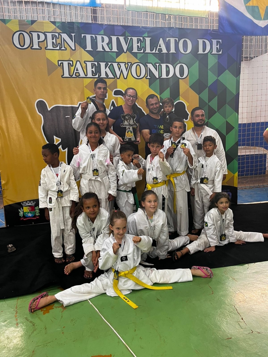 Atletas do distrito de Entre Rios participaram de um evento aberto no município de Santa Rita do Trivelato