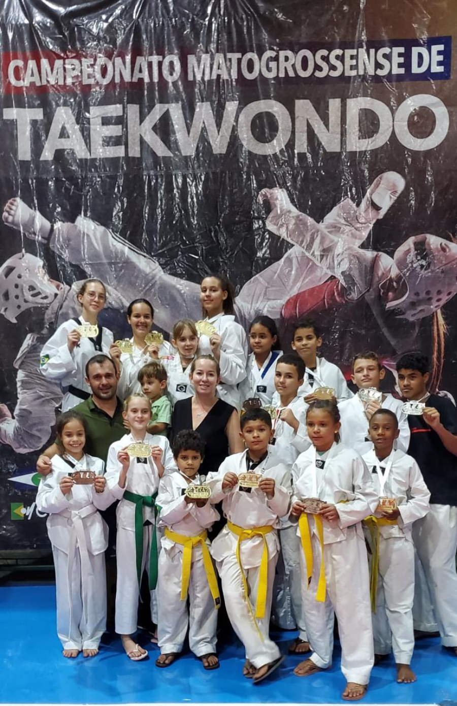 Atletas de taekwondo do distrito de Entre Rios participam da II Etapa do Estadual de Taekwondo 2024