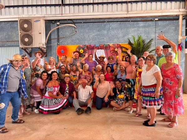 Festa Junina da Melhor Idade re&uacute;ne participantes de Nova Ubirat&atilde; e regi&atilde;o em dia de integra&ccedil;&atilde;o e alegria