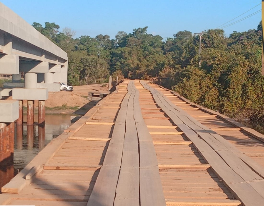 Prefeitura de Nova Ubiratã finaliza reforma de ponte do Rio Von Den Steinen