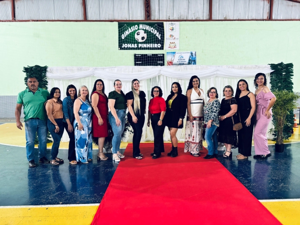 Baile da Miss Melhor Idade celebra alegria e integração em Nova Ubiratã   