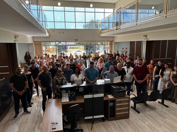 Prefeitura Municipal de Nova Ubirat&atilde; anuncia maior investimento da hist&oacute;ria no transporte universit&aacute;rio