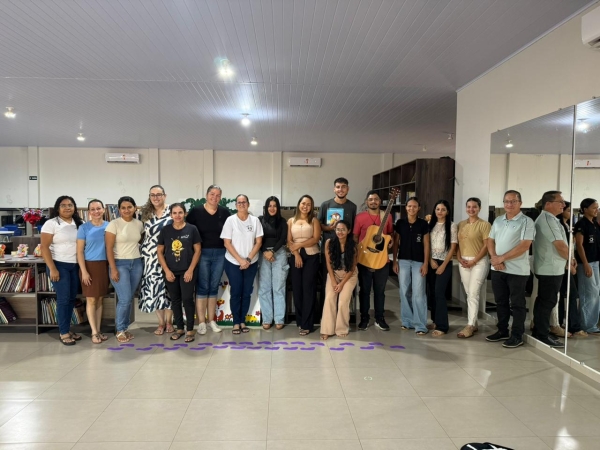 Prefeitura de Nova Ubirat&atilde; promove a&ccedil;&atilde;o especial em celebra&ccedil;&atilde;o ao Dia do Livro