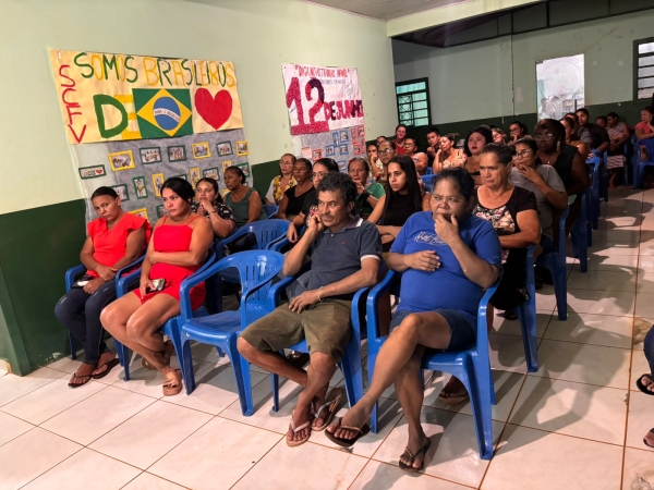 Prefeitura Municipal de Nova Ubirat&atilde;  promove palestra sobre viol&ecirc;ncia dom&eacute;stica e programas sociais