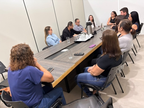 Prefeitura de Nova Ubirat&atilde; fortalece atua&ccedil;&atilde;o do PROCON Municipal em reuni&atilde;o t&eacute;cnica com o PROCON Estadual