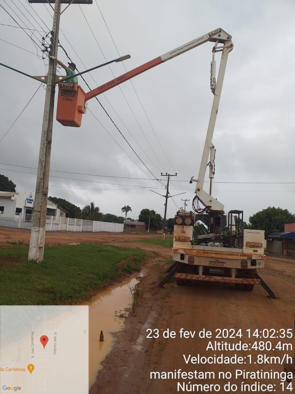 Prefeitura de Nova Ubiratã Reforça Iluminação Pública em Piratininga: Investimento em Segurança e Bem-Estar