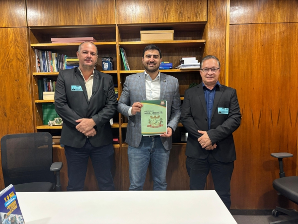 Autoridades Municipais de Nova Ubiratã estiveram cumprindo agenda em Brasília e apresentando demandas ao Deputado Federal Emanuelzinho   
