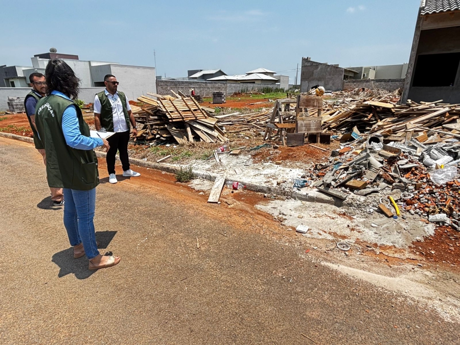 Prefeitura orienta moradores sobre limpeza urbana e descarte correto de entulhos