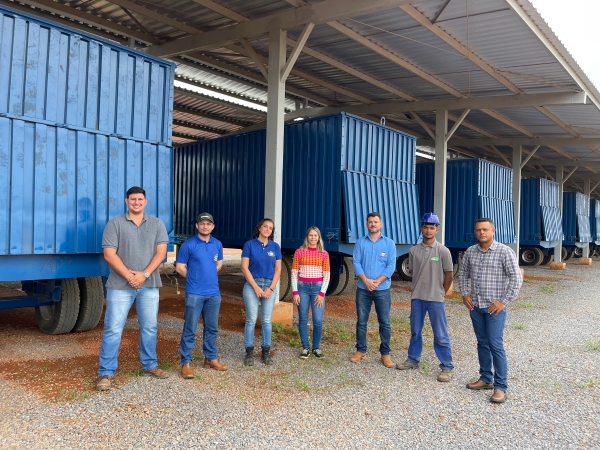 Secretaria de Agricultura apresenta cultura do amendoim desenvolvida em Nova Ubiratã