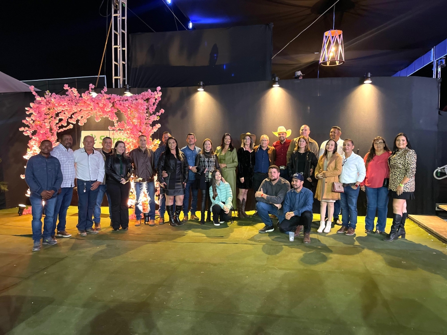Abertura oficial da Expoubiratã 2025 marca início do maior evento da história de Nova Ubiratã   