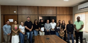 Prefeitura de Nova Ubiratã firma termos de fomento para fortalecer esporte e apoiar estudantes universitários