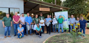 Prefeitura de Nova Ubiratã encerra curso de Apicultura com entrega de kits aos participantes cadastrados na SEAF